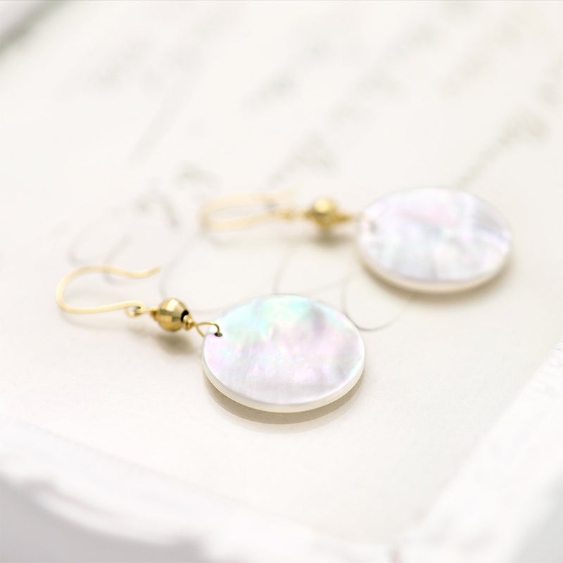 K18YG 白蝶貝 フックピアス_12