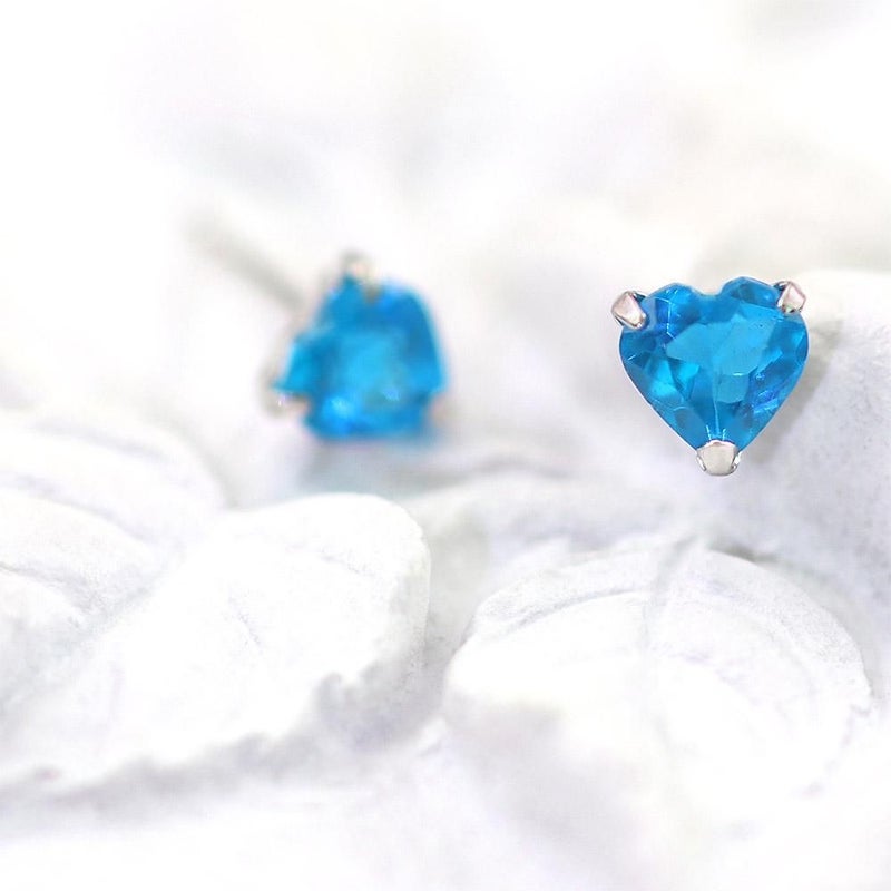 K18WG インディゴアパタイト ハートピアス_09