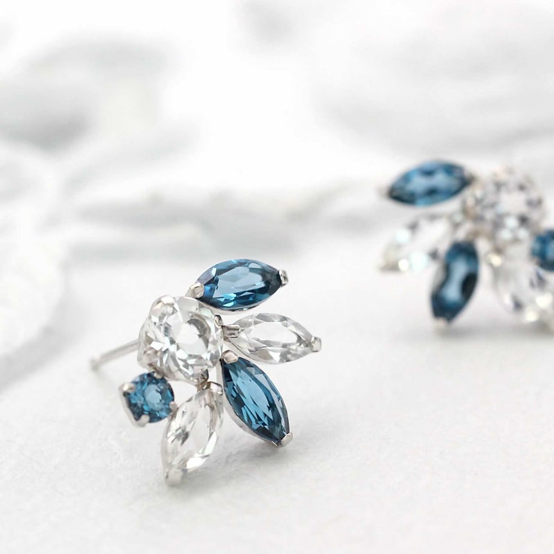 K18WG ロンドンブルートパーズ＆ホワイトトパーズ ピアス_09