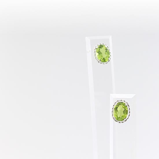 K18WG ペリドット ピアス_03