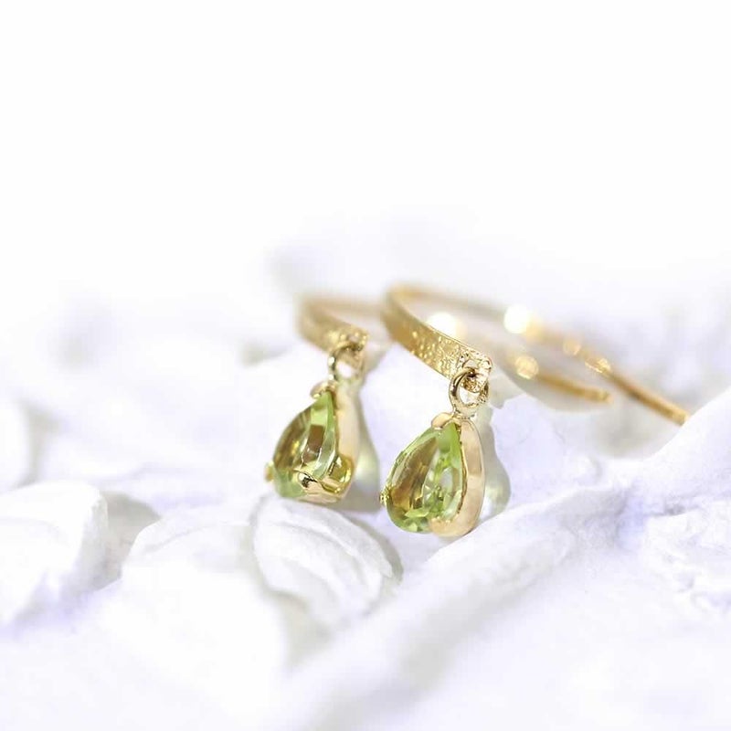 K18YG ペリドット ティアドロップピアス_03