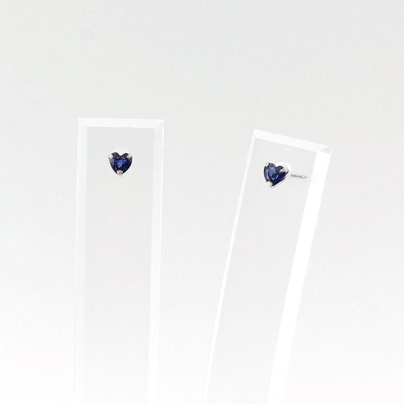 K18WG サファイア ハートピアス 9月の誕生石_03
