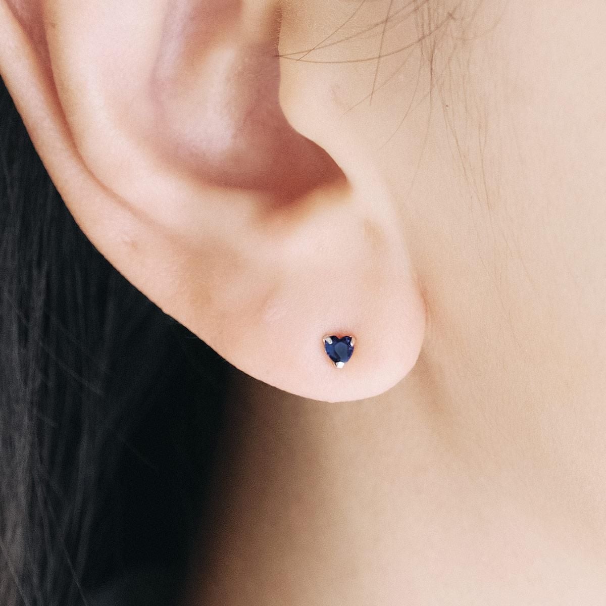 K18WG サファイア ハートピアス 9月の誕生石_04