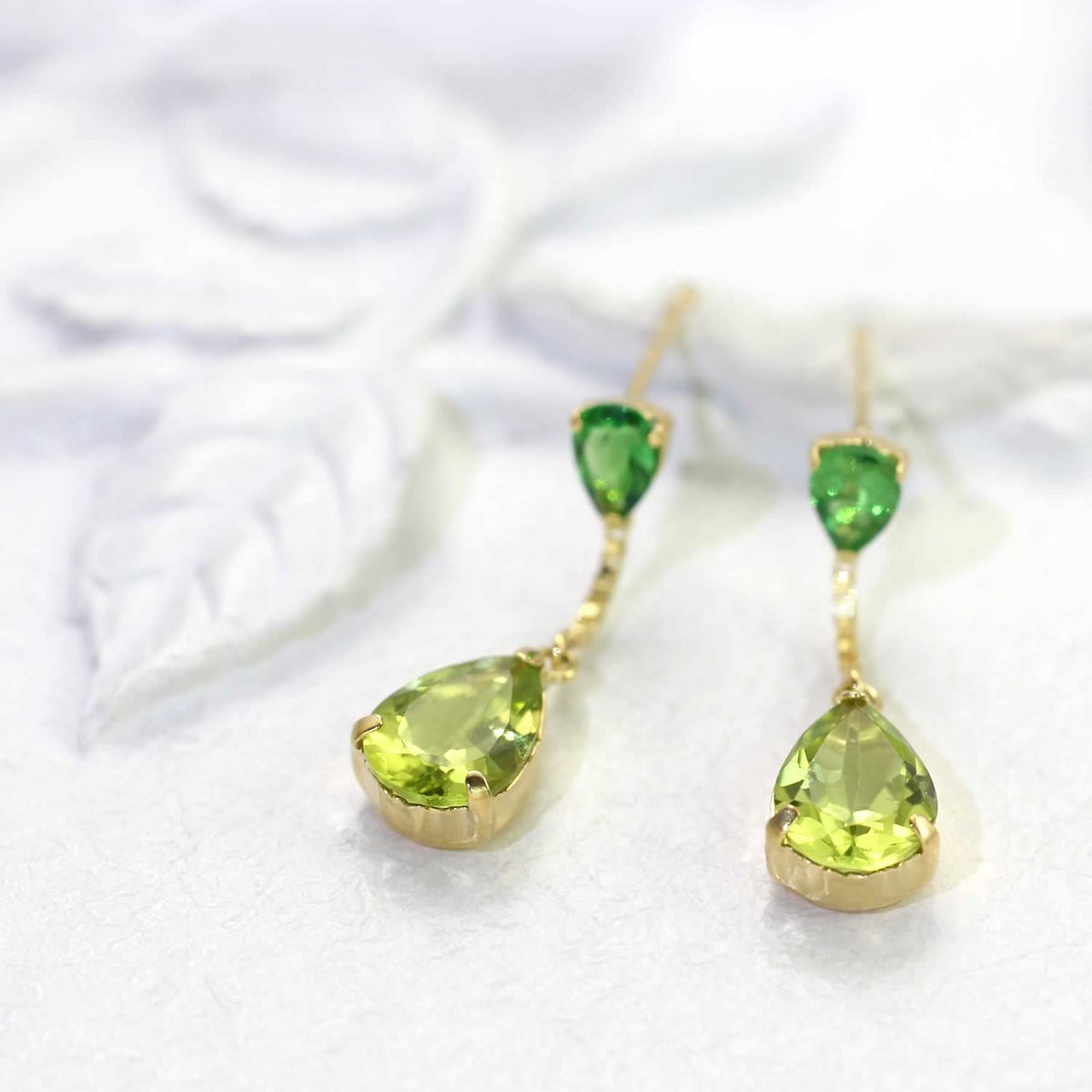 K18YG ペリドット＆グリーンガーネット ピアス_02