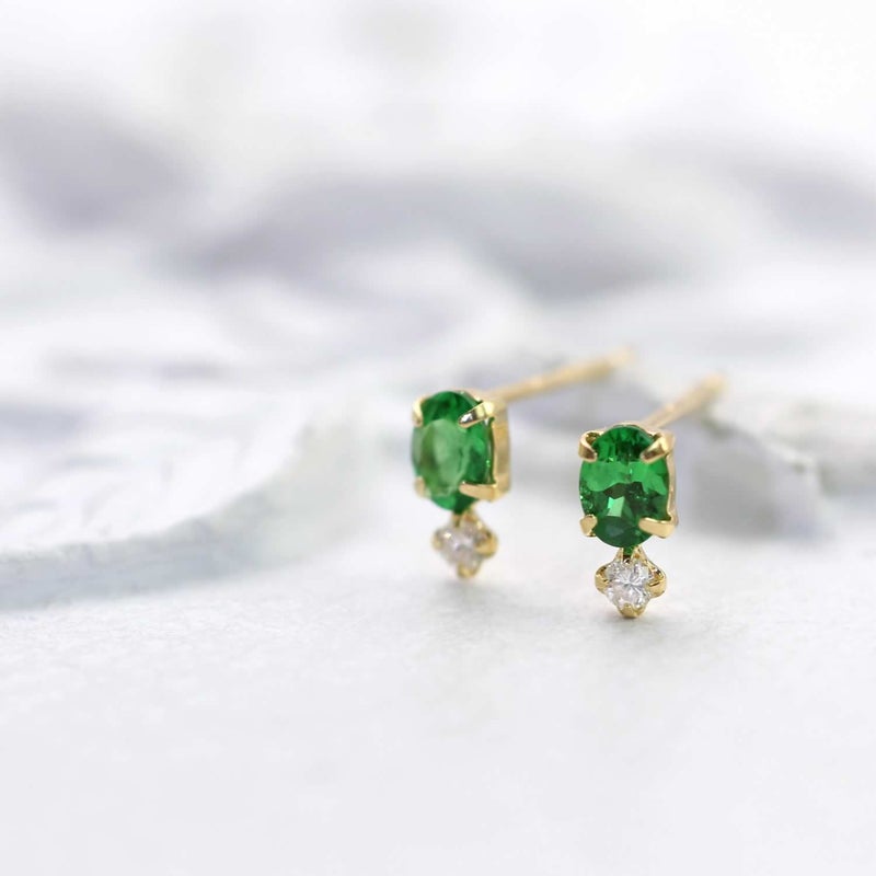 K18 グリーンガーネット＆ダイヤモンド ピアス_02
