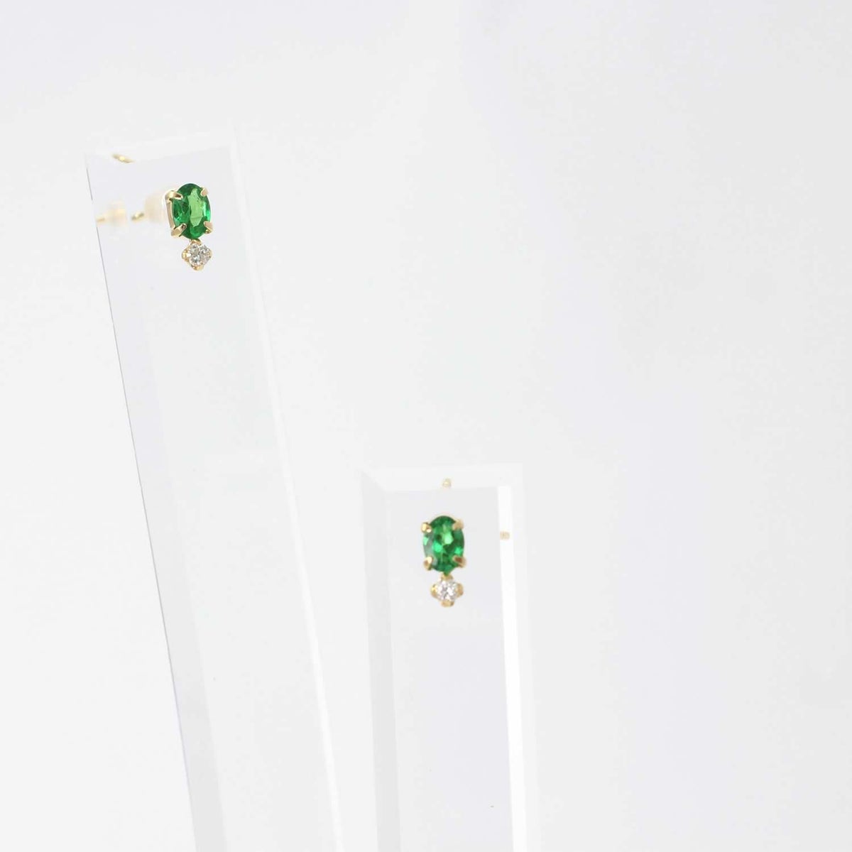 K18 グリーンガーネット＆ダイヤモンド ピアス_05