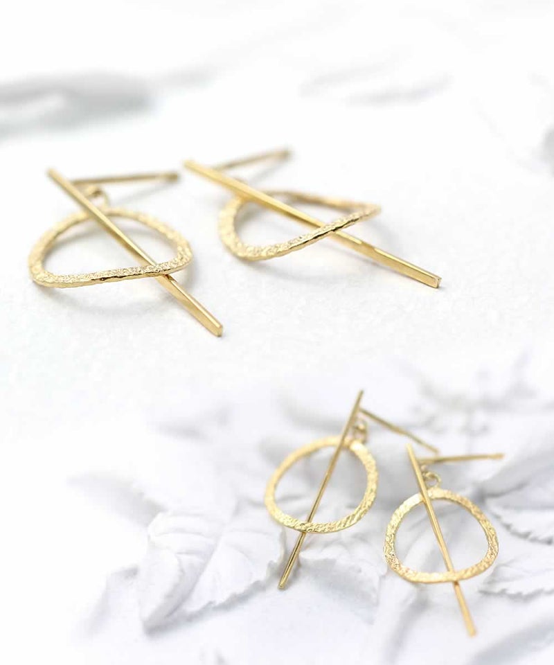 K18YG バー&リングモチーフ ピアス_03