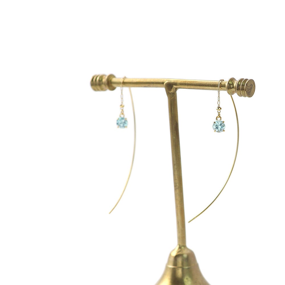 K18YG ブルージルコンピアス_03