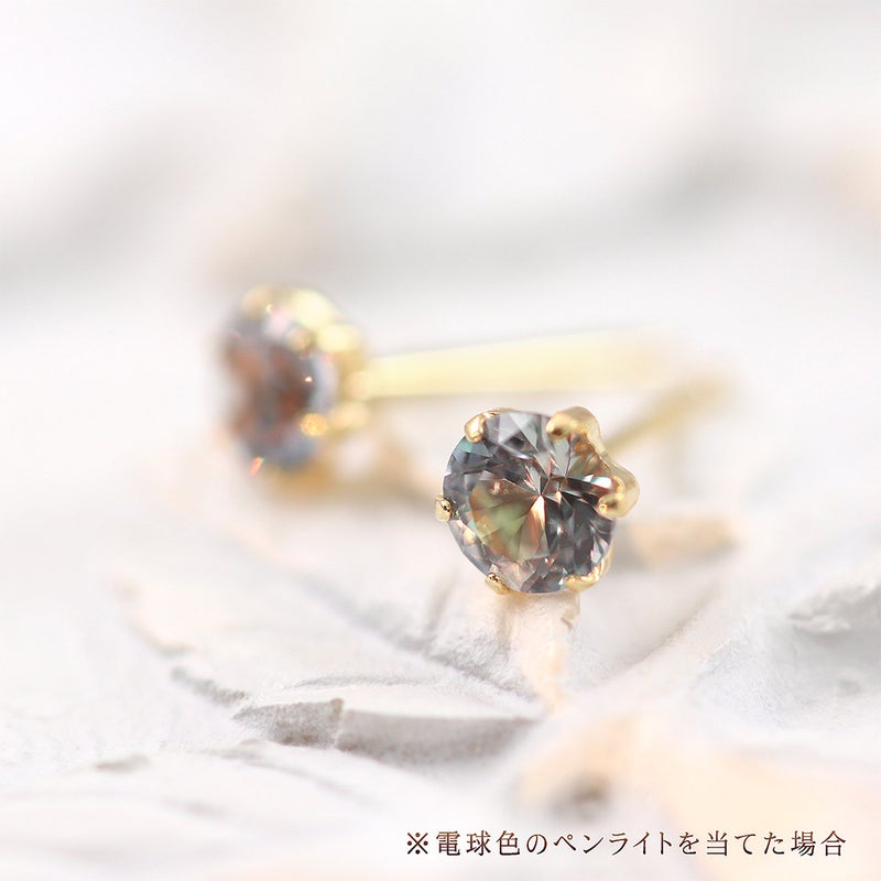 K18YG アレキサンドライト(シンセティック) ピアス_03