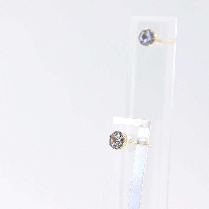 K18YG アレキサンドライト(シンセティック) ピアス_12