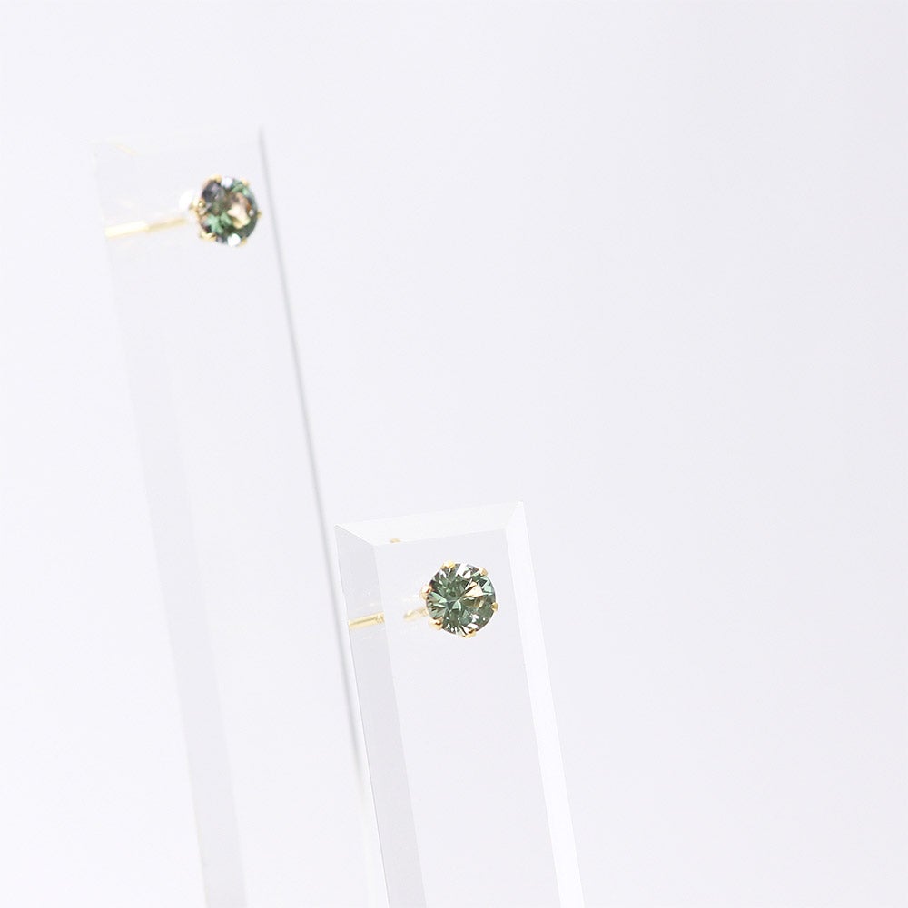 K18YG アレキサンドライト(シンセティック) ピアス_14