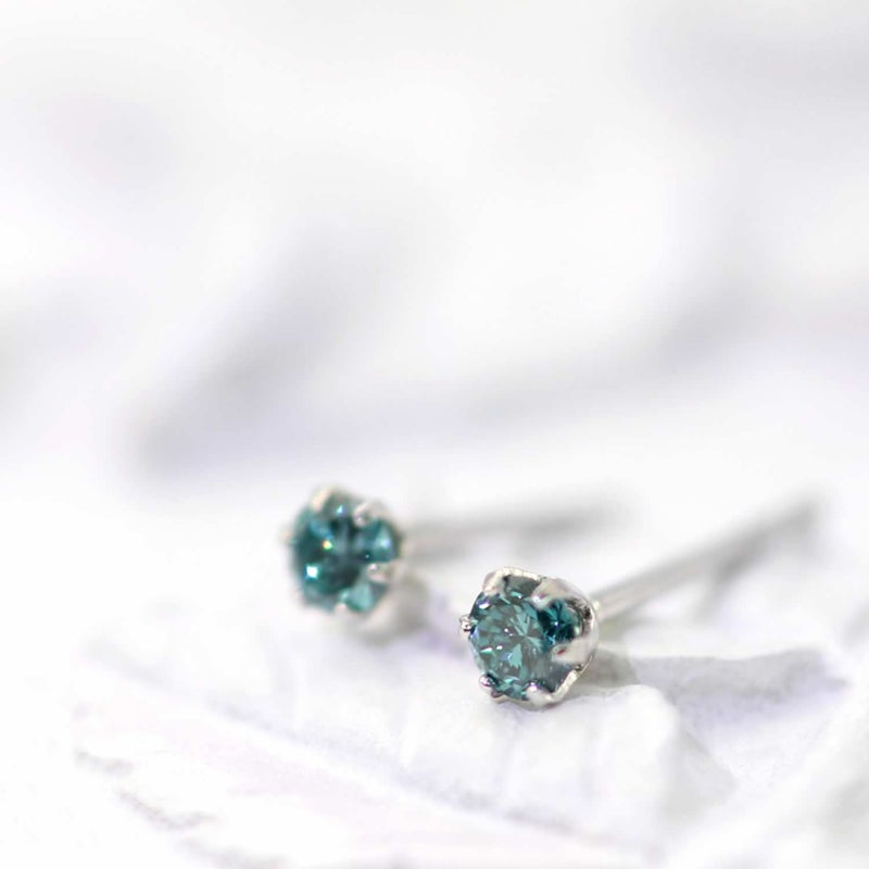 Pt900 ブルーダイヤモンド ピアス_04