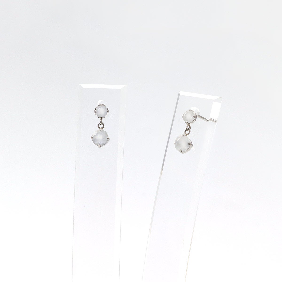 Pt900 ムーンストーン ピアス_09