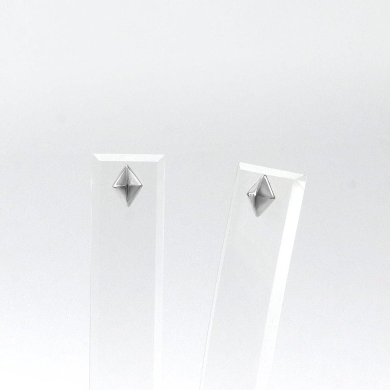 Pt900 ひし形モチーフ ピアス_03