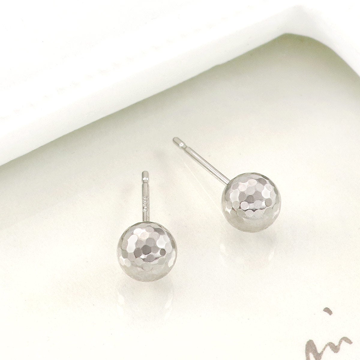 Pt900 丸玉 ミラーボールピアス_02