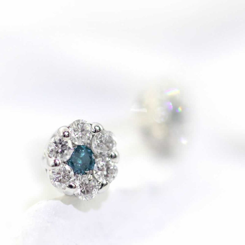 Pt900 ダイヤモンド＆ブルーダイヤモンド ピアス_03