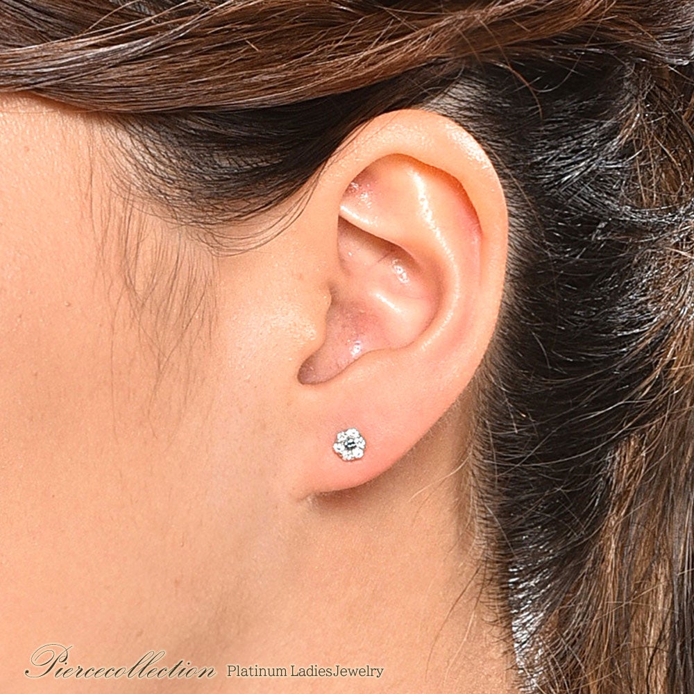 Pt900 ダイヤモンド＆ブルーダイヤモンド ピアス_05