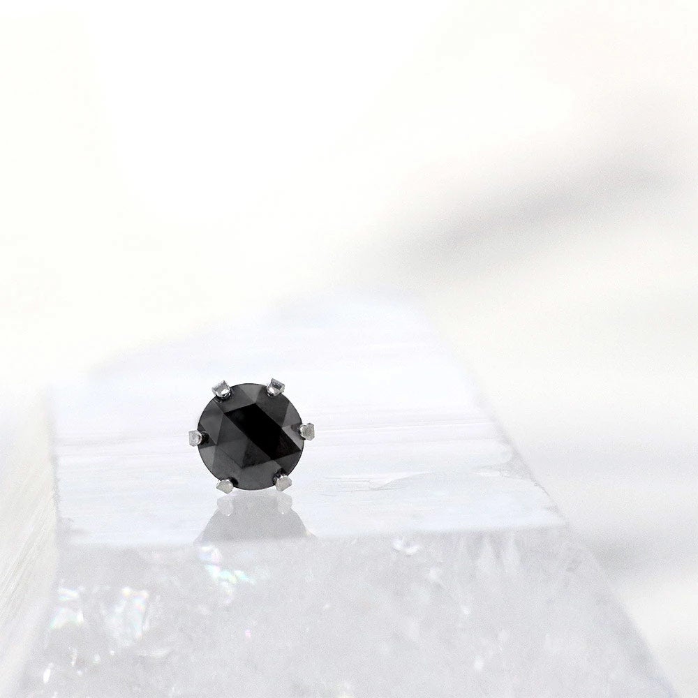 Pt900 ブラックダイヤモンド ピアス (片耳)_09