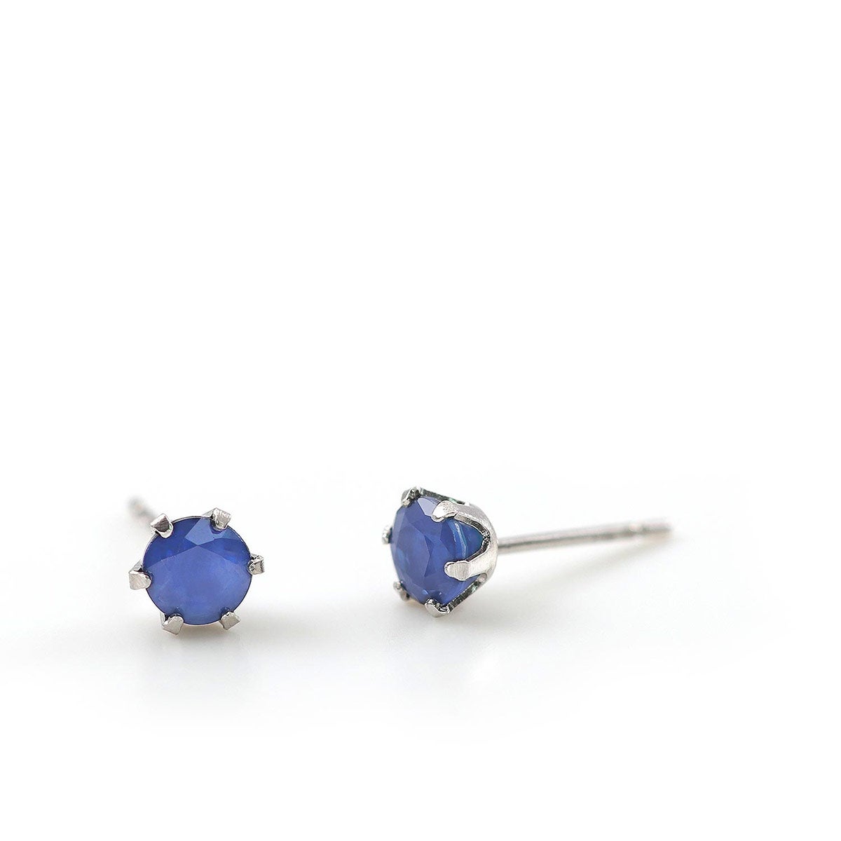Pt900 サファイア ピアス 9月 誕生石_03