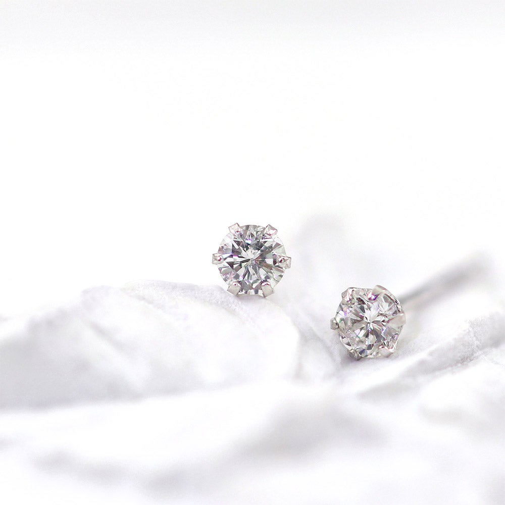 Pt900 ダイヤモンド ピアス_04