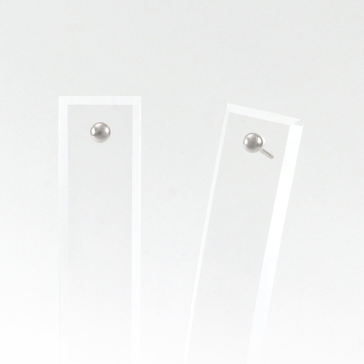 Pt900 丸玉モチーフ ピアス_03