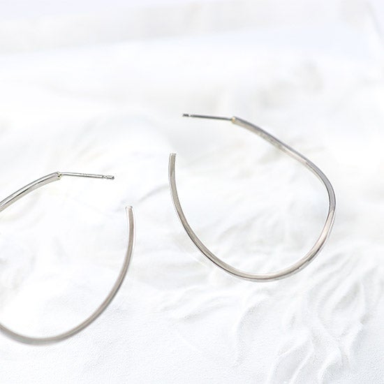 Pt900 ウェーブフープ ピアス_09