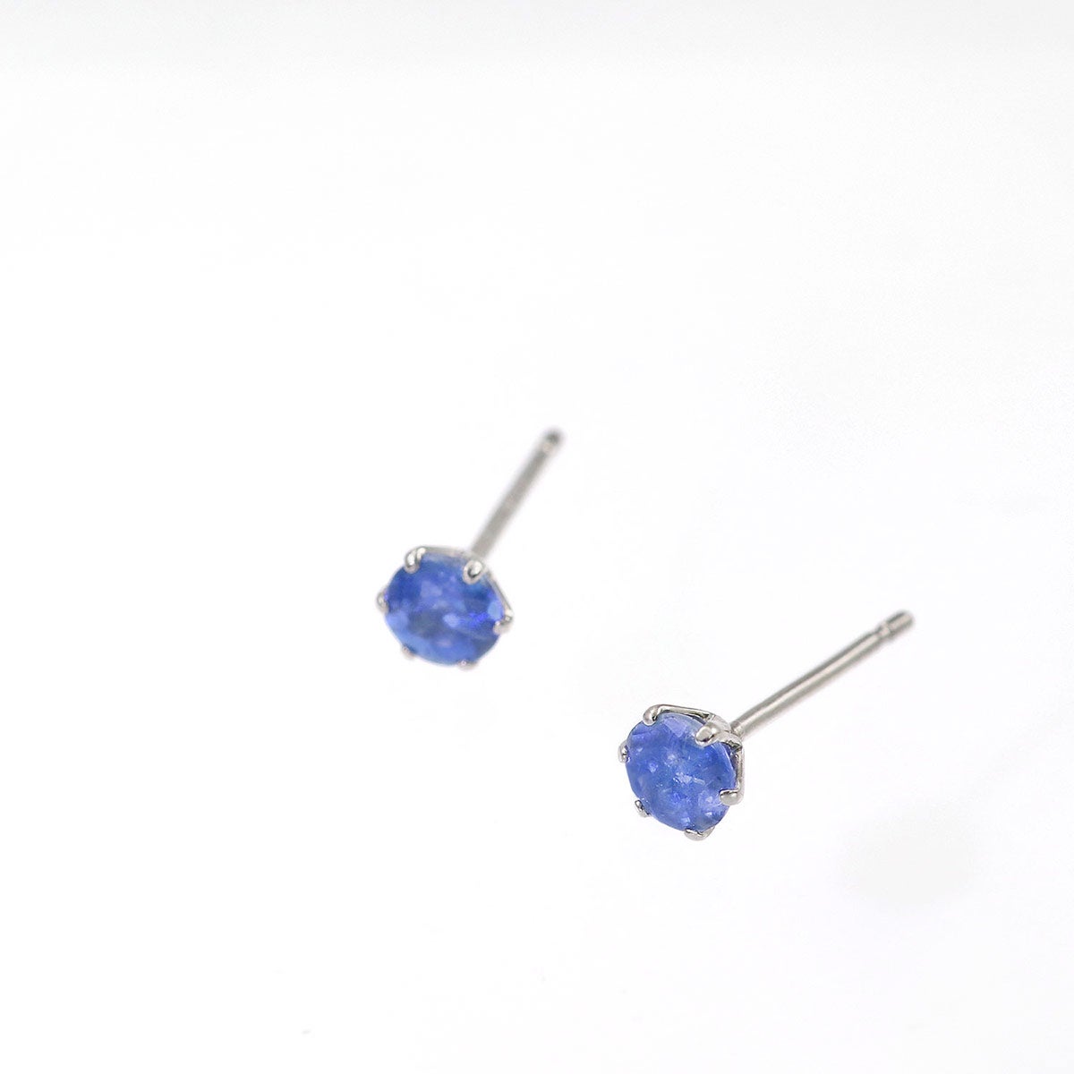 Pt900 カイヤナイト ピアス_02