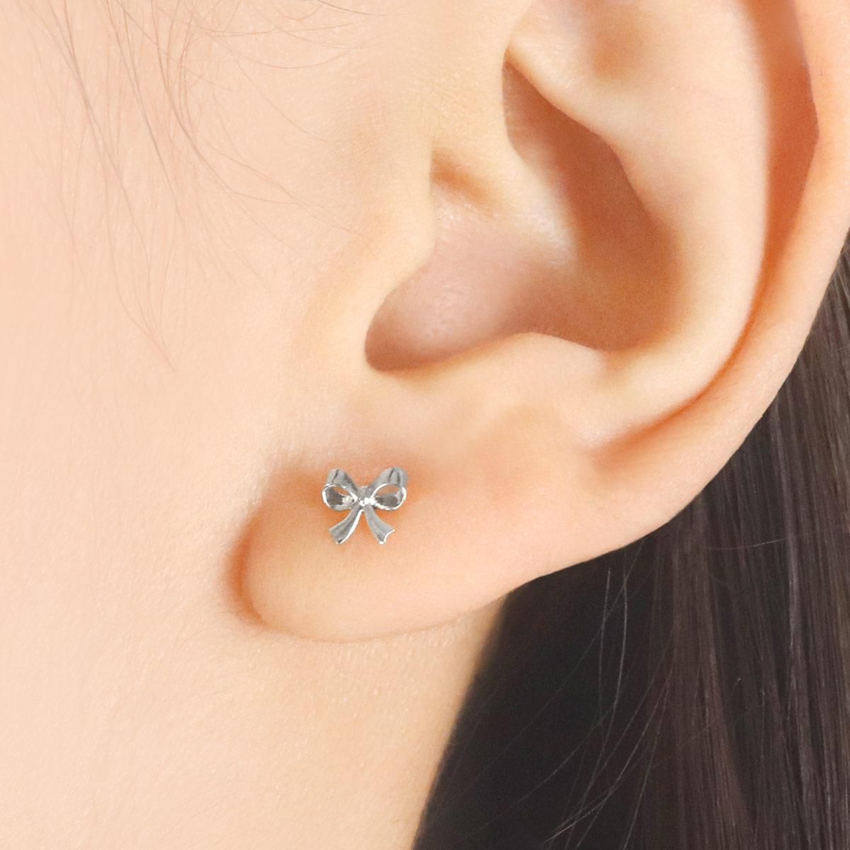 Pt900 リボンモチーフピアス_04