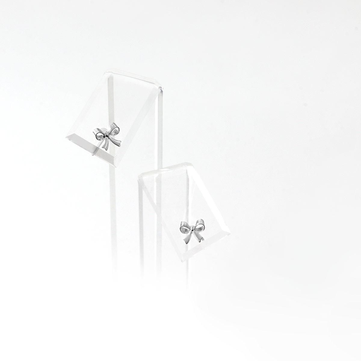 Pt900 リボンモチーフピアス_09