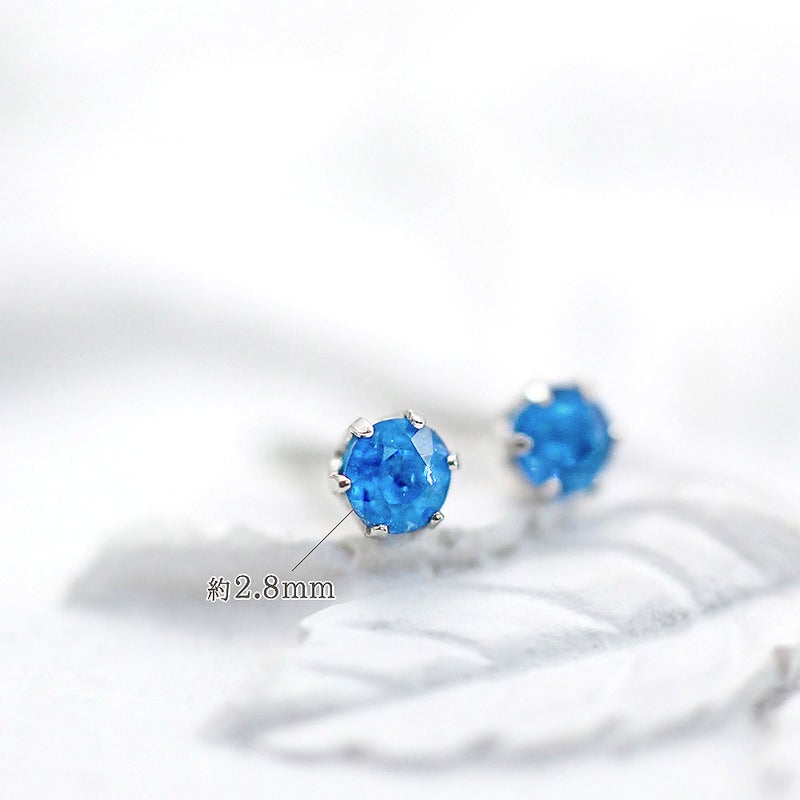 Pt900 アウイナイト ピアス_05