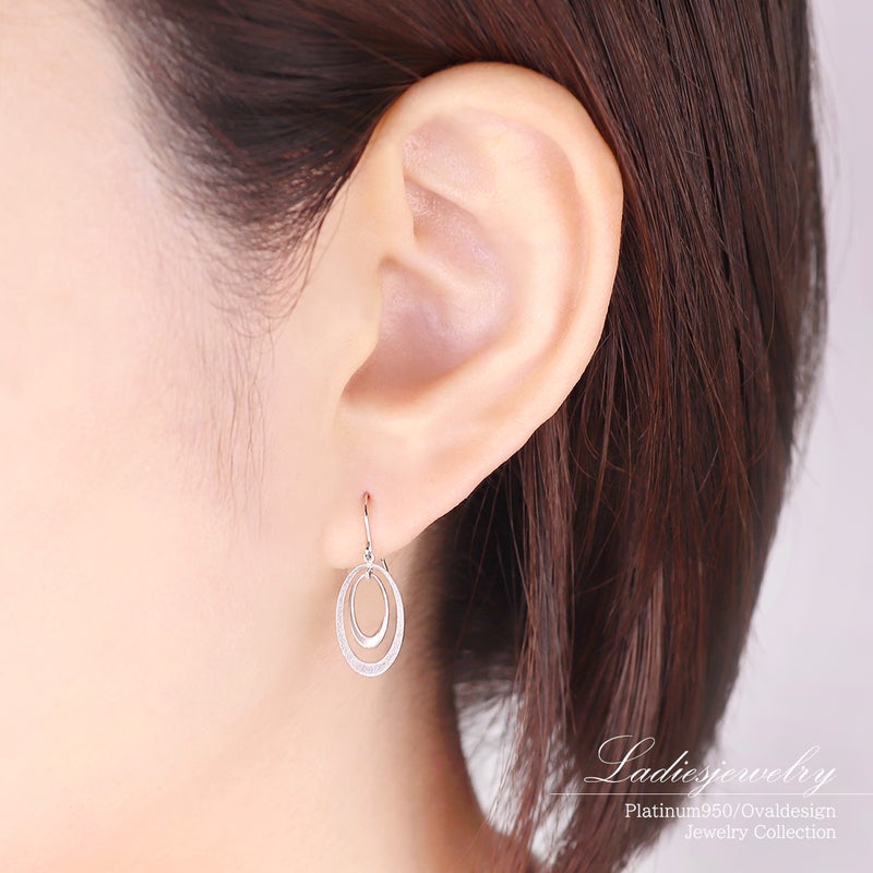 Pt950 オーバルモチーフ フックピアス_10