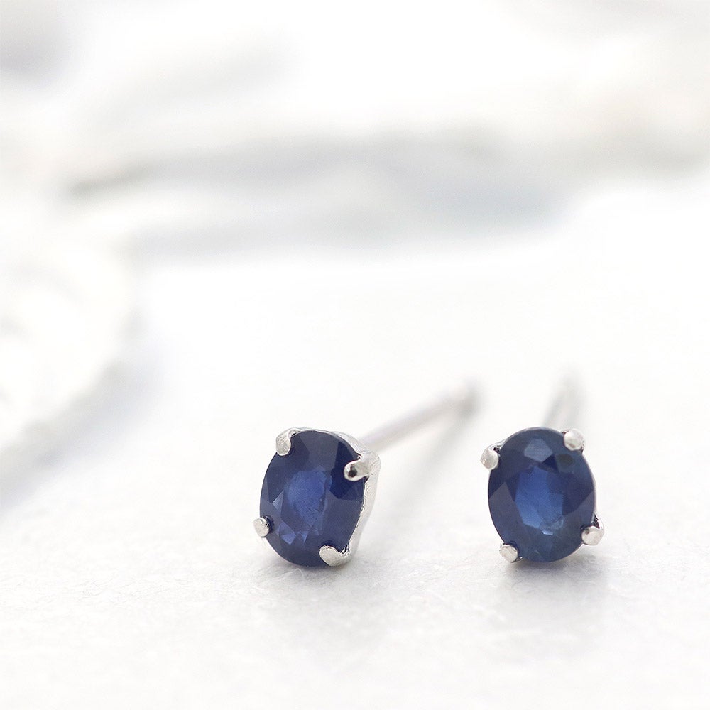 Pt900 サファイア ピアス 9月 誕生石_02