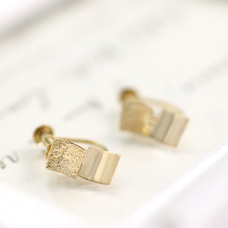 K10YG スクエアモチーフ イヤリング_09