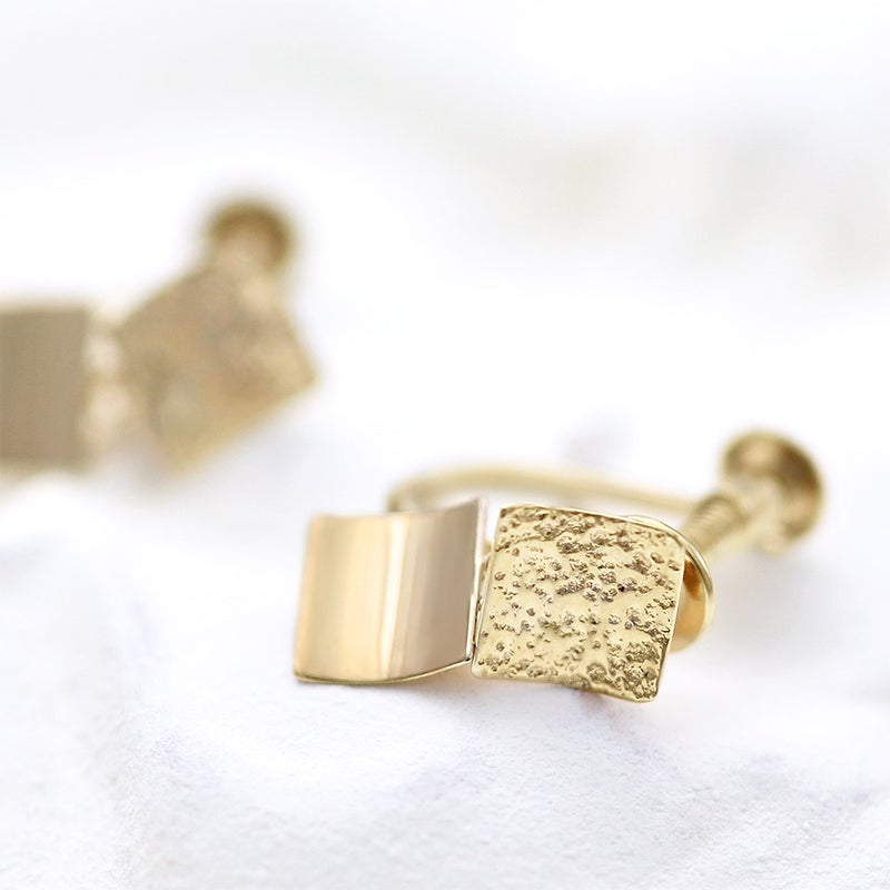 K10YG スクエアモチーフ イヤリング_10