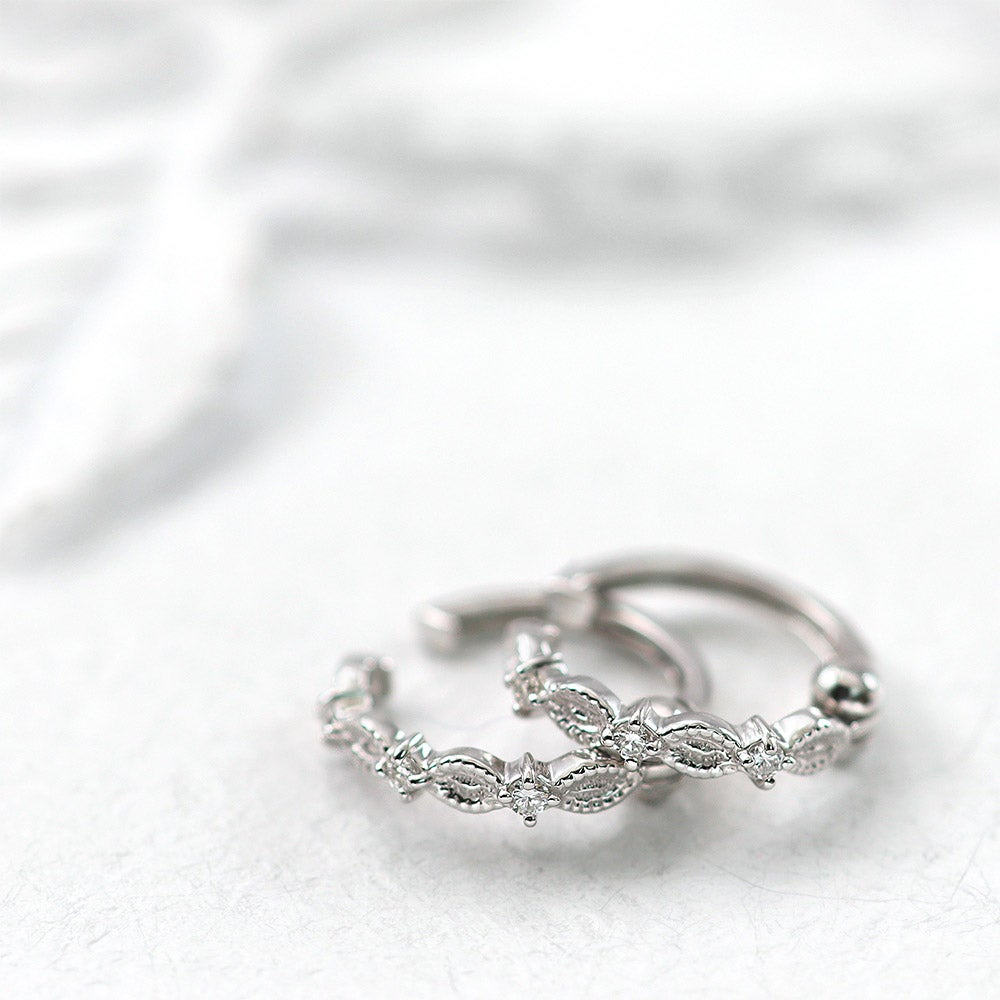 K10WG ダイヤモンド フープ ピアリング_02