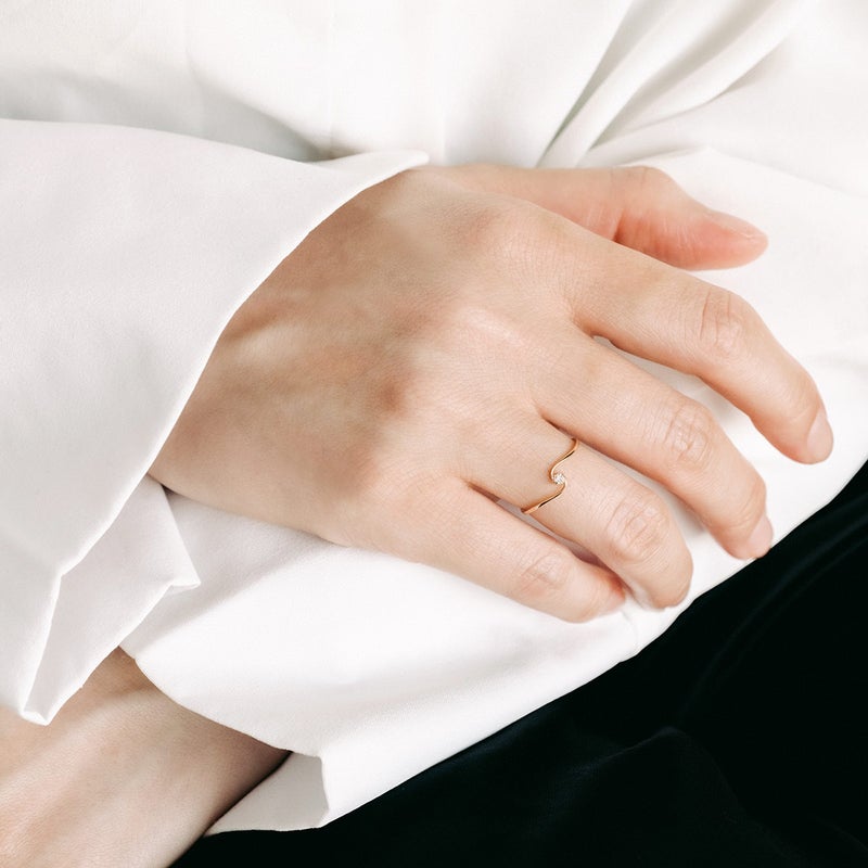 K10YG 一粒ダイヤモンド S字リング_05