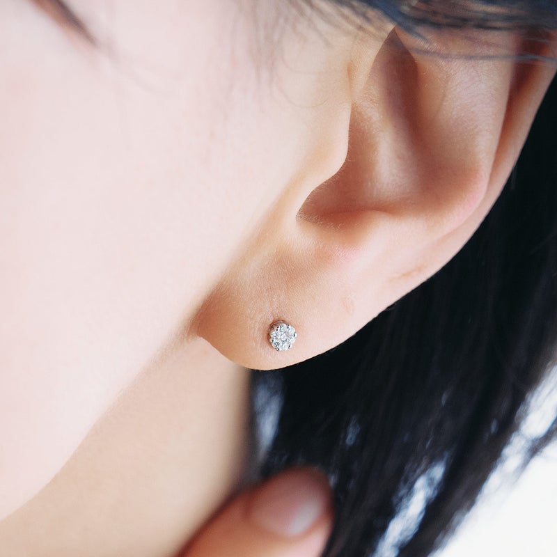 Pt900 フラワーモチーフ ダイヤモンドピアス_04