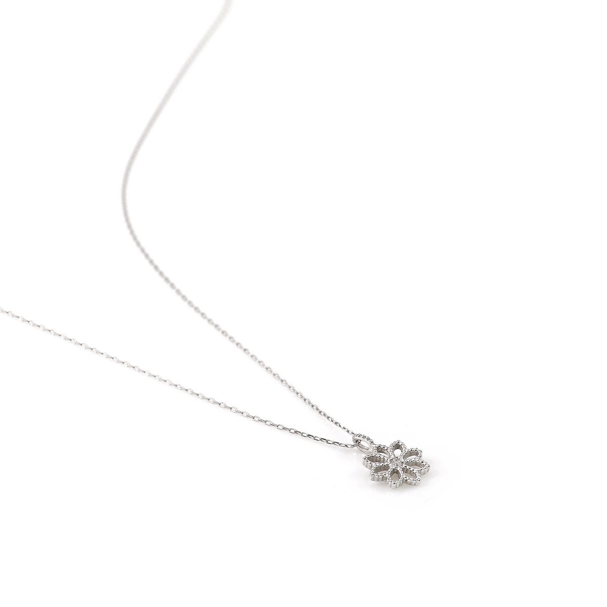 Pt900 ダイヤモンド フラワーモチーフネックレス_09