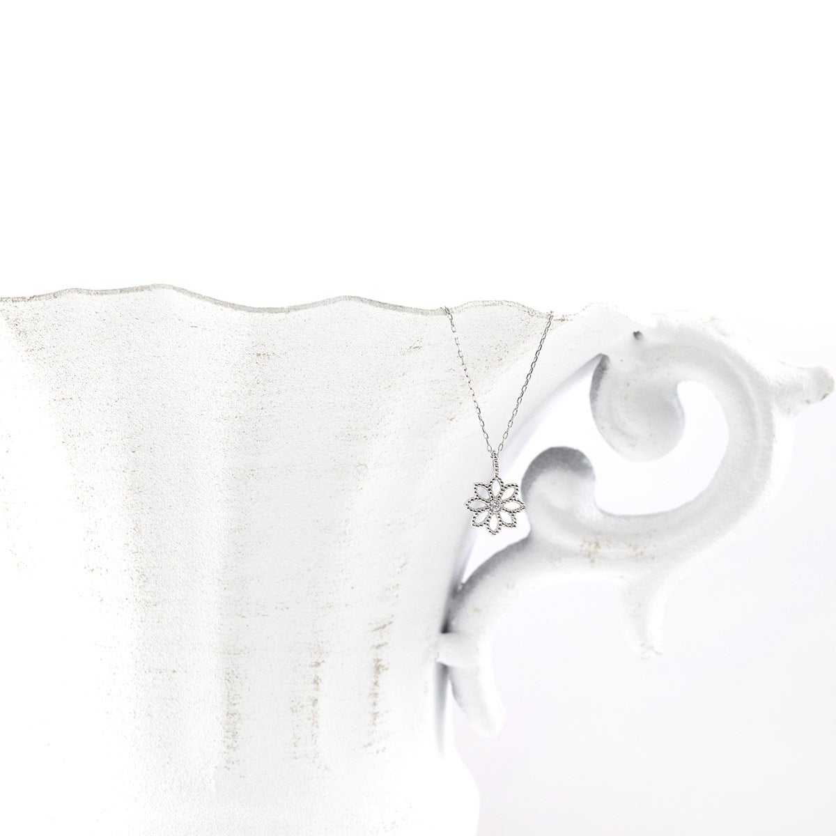 Pt900 ダイヤモンド フラワーモチーフネックレス_10