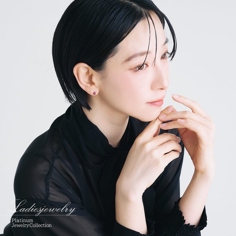 Pt900 ルベライトピアス