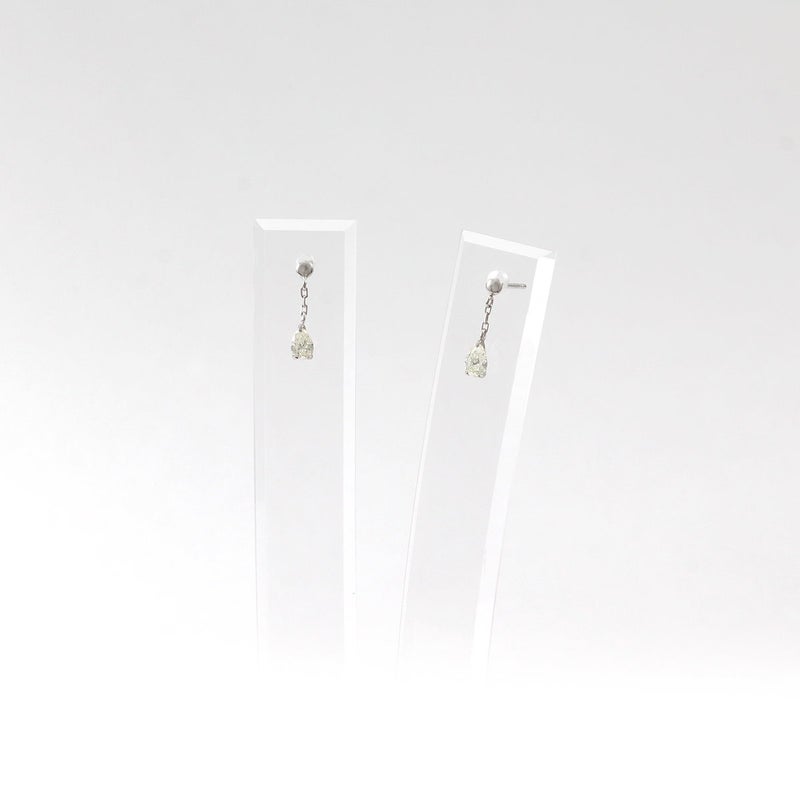 Pt900 Pt850 天然ダイヤモンド ティアドロップ ピアス